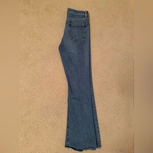 Classic GAP Blue Women's Jeans